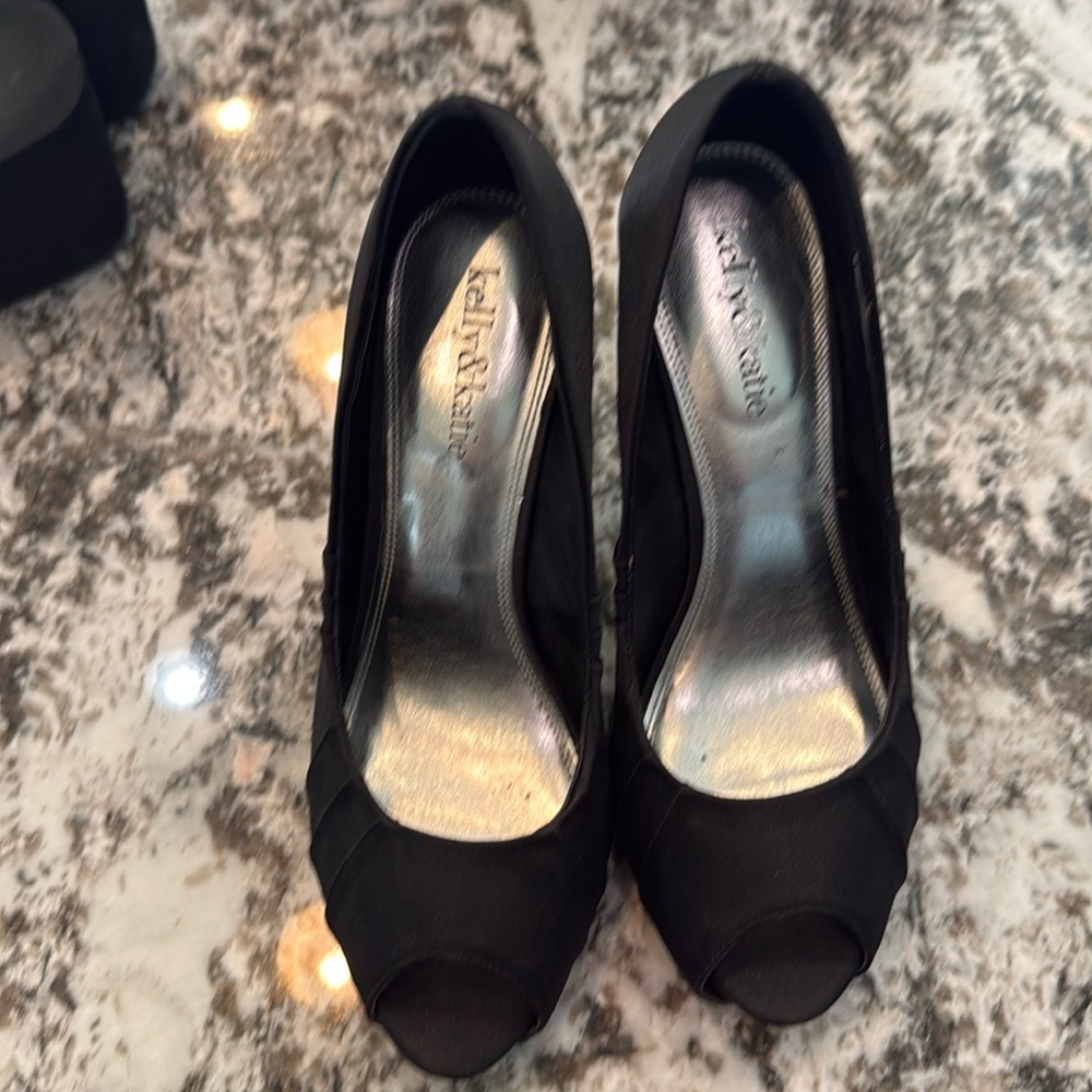 Kelly and Katie size 8 satin heels